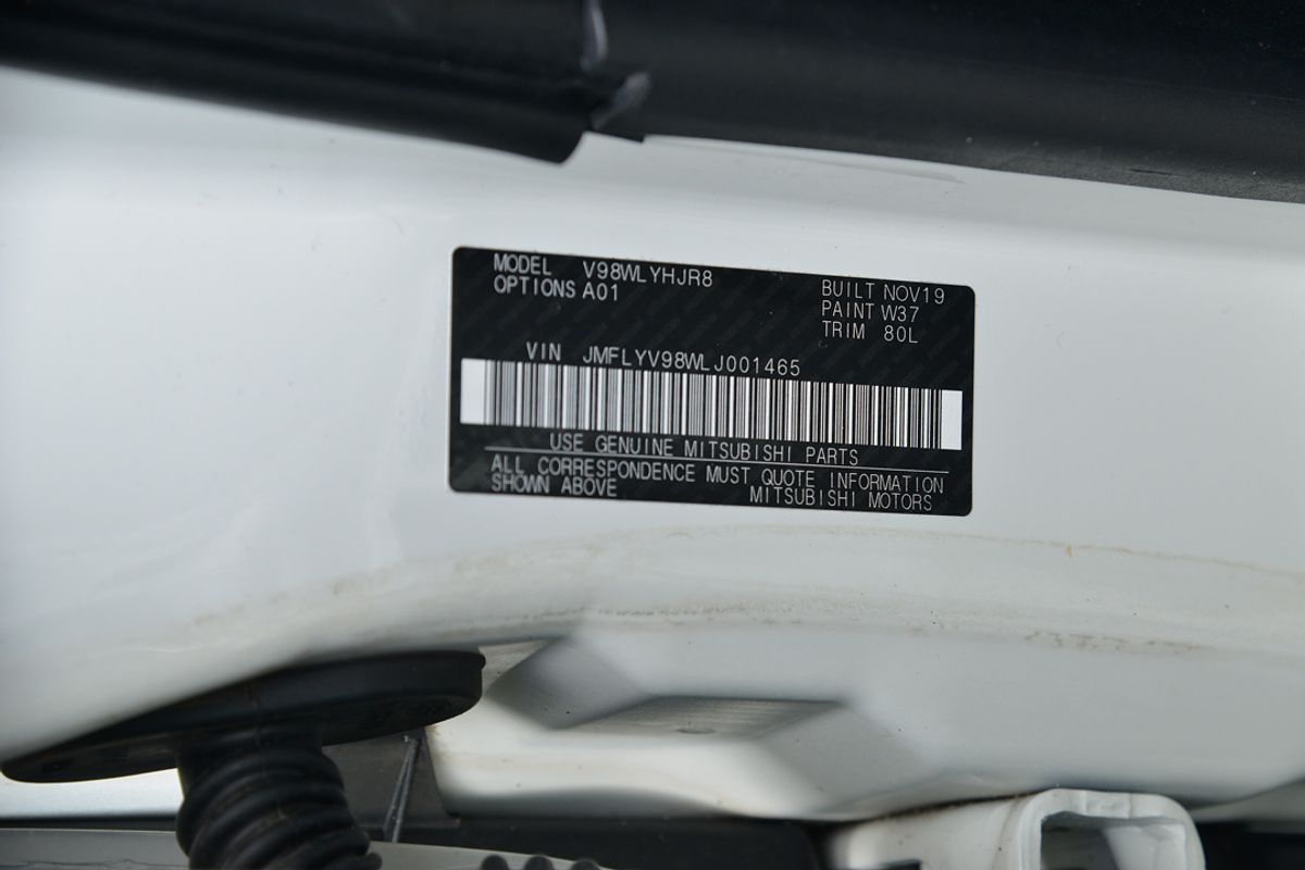 2019 Mitsubishi Pajero GLX NX