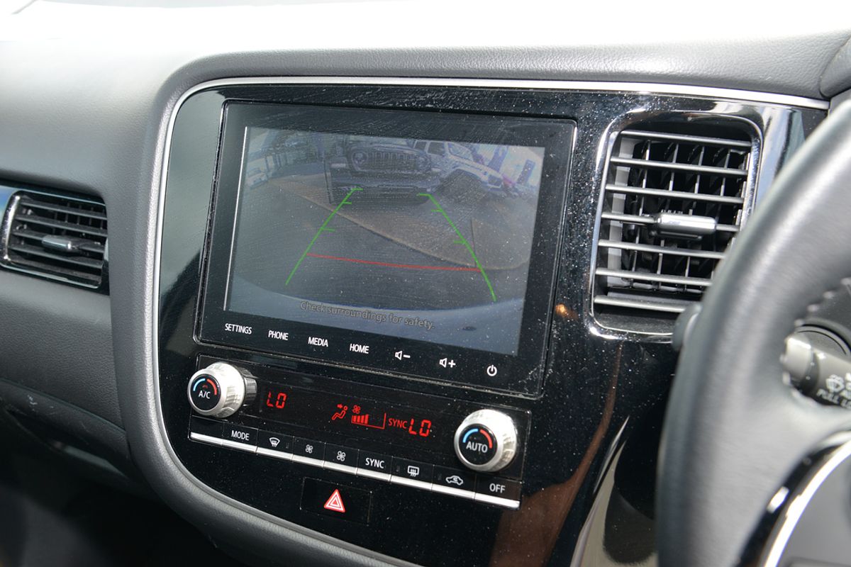 2021 Mitsubishi Outlander ES ZM