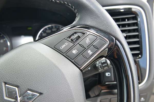 2021 Mitsubishi Outlander ES ZM