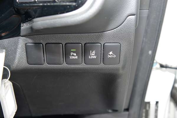 2021 Mitsubishi Outlander ES ZM