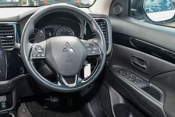 2021 Mitsubishi Outlander ES ZM