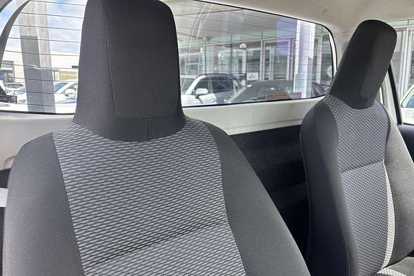 2018 Toyota Hilux Workmate TGN121R Rear Wheel Drive