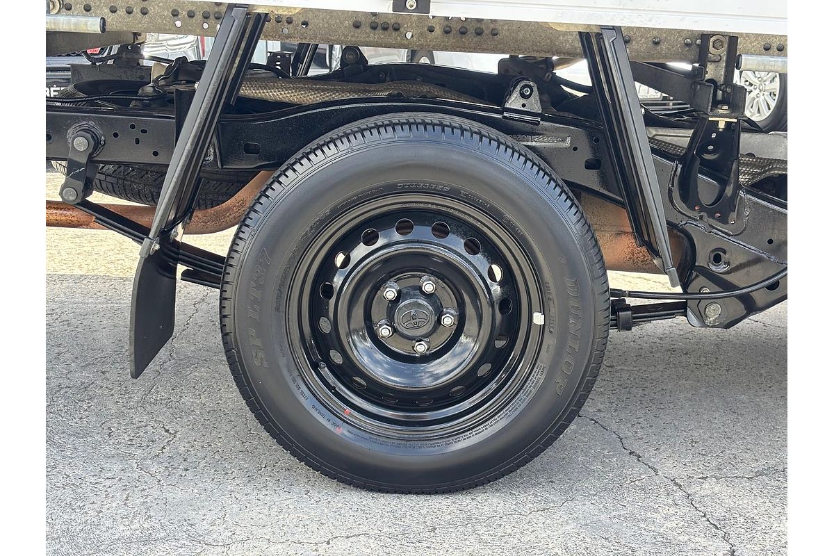 2018 Toyota Hilux Workmate TGN121R Rear Wheel Drive