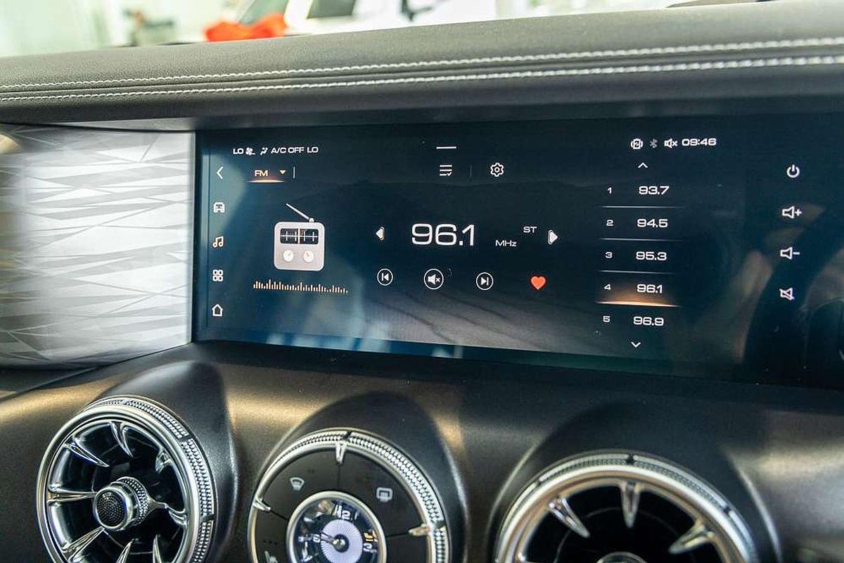 2025 GWM Tank 300 Ultra P01