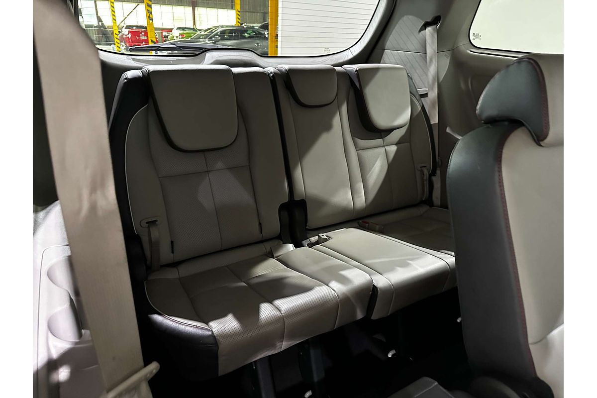 2018 Kia Carnival Platinum YP