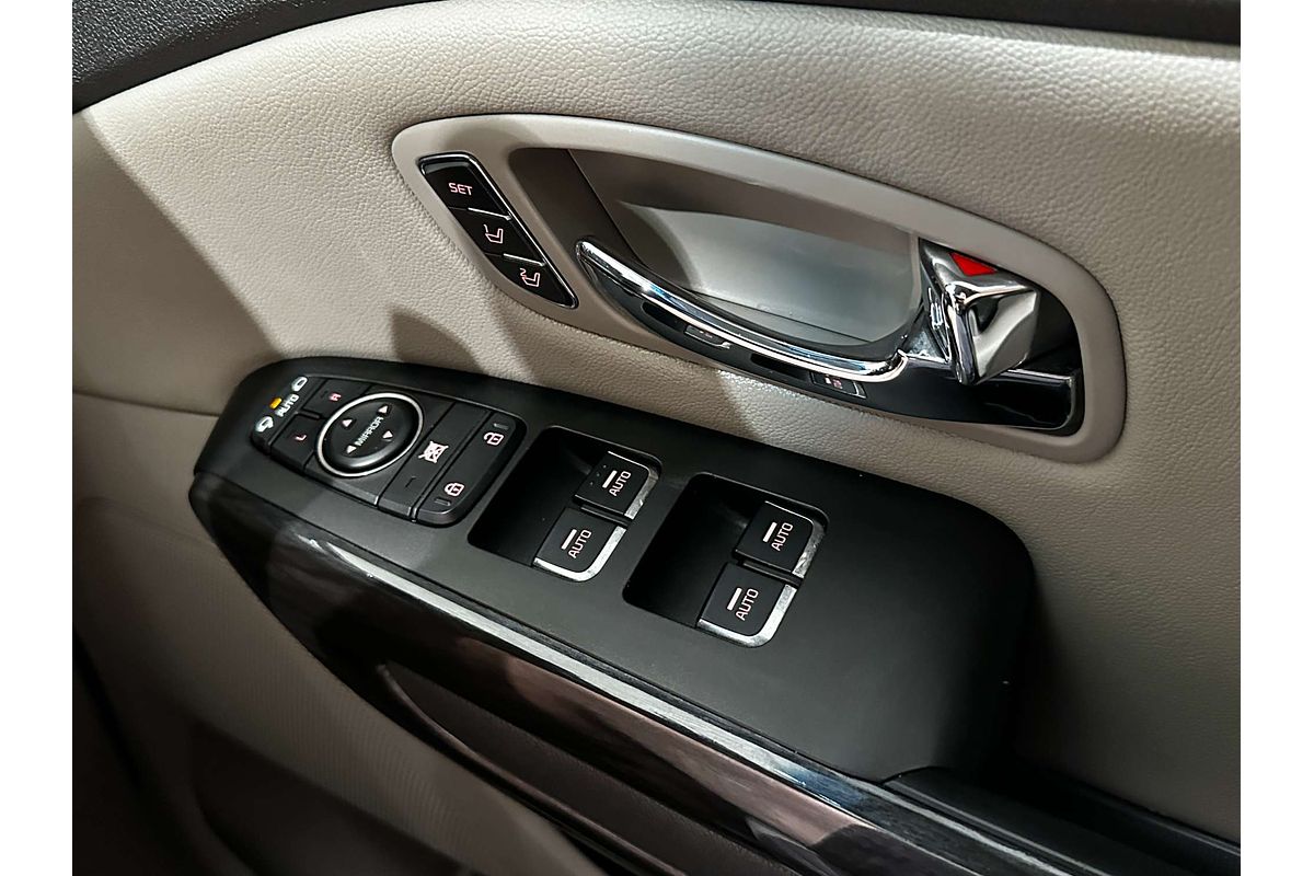 2018 Kia Carnival Platinum YP