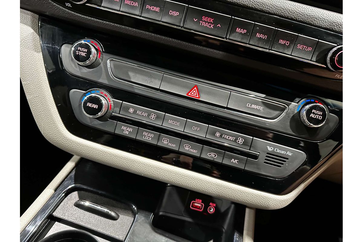 2018 Kia Carnival Platinum YP
