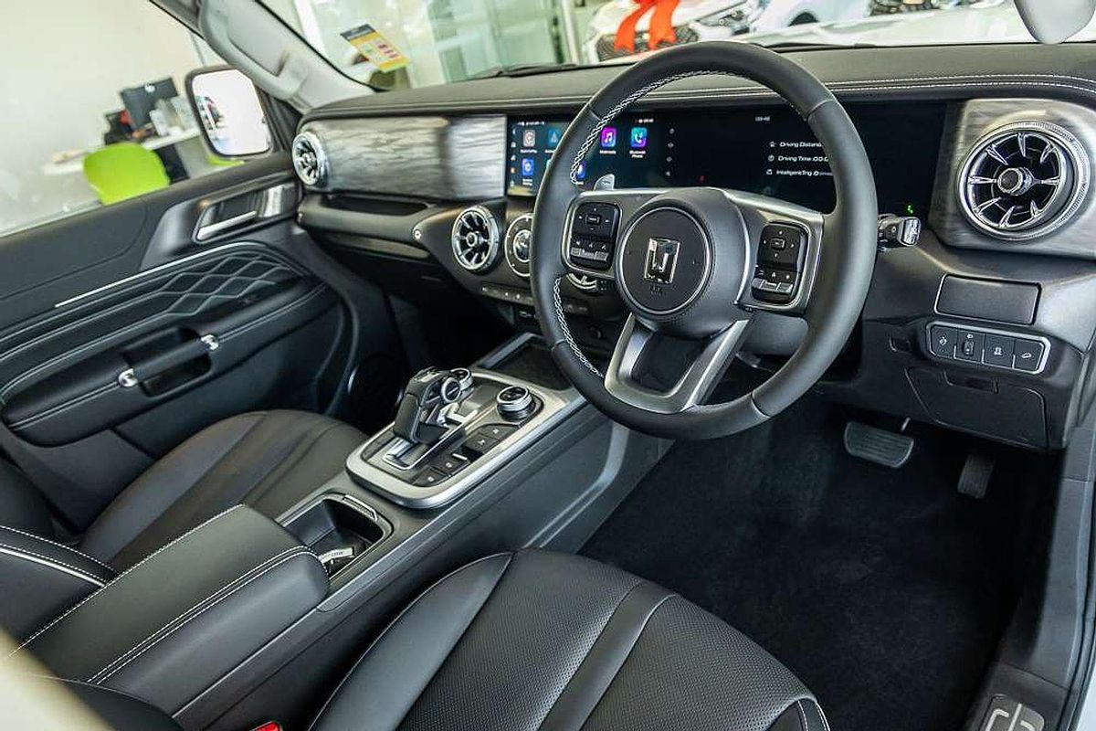 2025 GWM Tank 300 Ultra P01