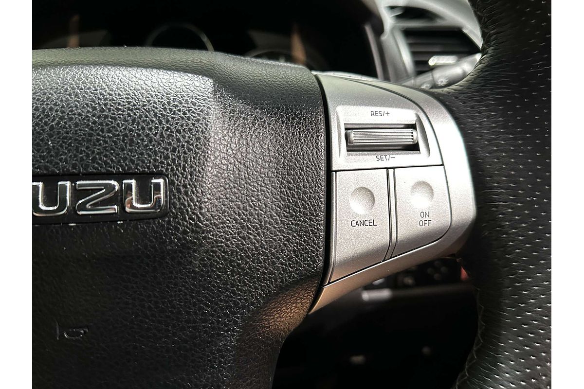 2020 Isuzu MU-X LS-T