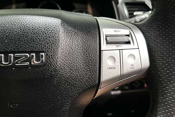 2020 Isuzu MU-X LS-T