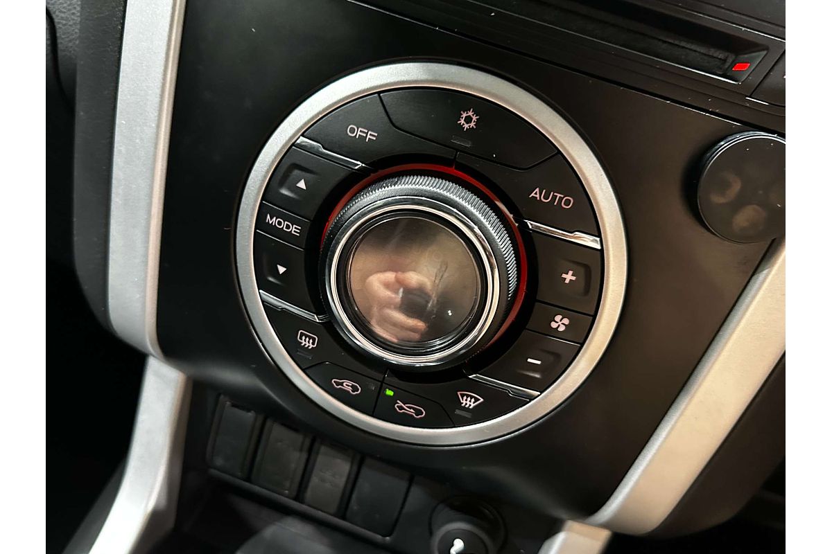 2020 Isuzu MU-X LS-T