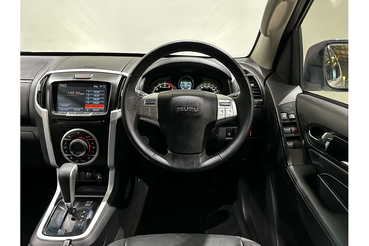 2021 Isuzu MU-X LS-T