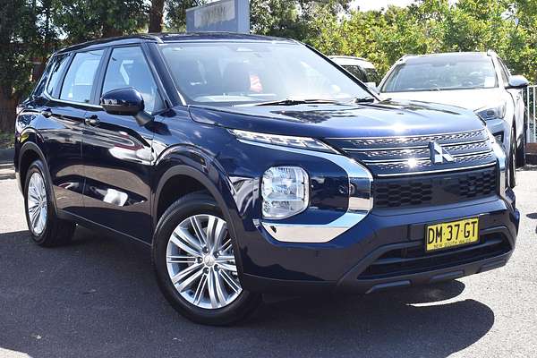 2024 Mitsubishi Outlander ES ZM