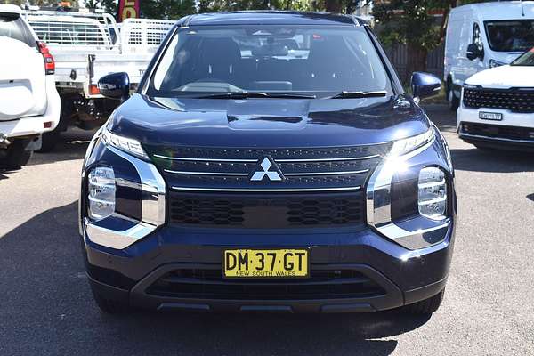 2024 Mitsubishi Outlander ES ZM