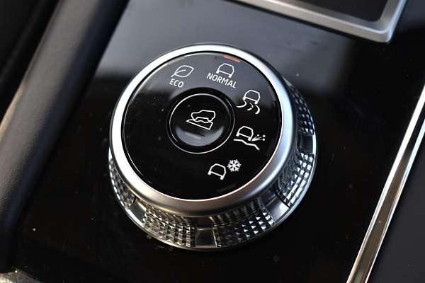 2024 Mitsubishi Outlander ES ZM