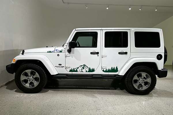 2018 Jeep Wrangler Unlimited Overland JK