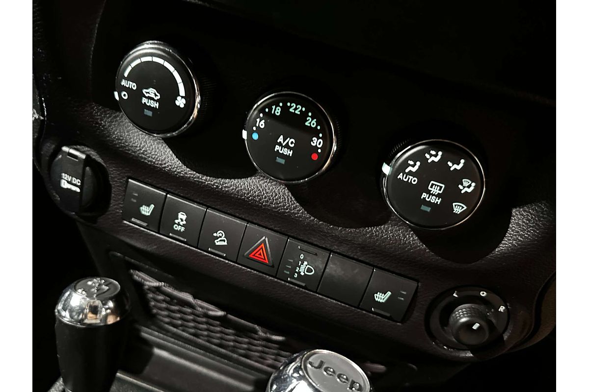 2018 Jeep Wrangler Unlimited Overland JK
