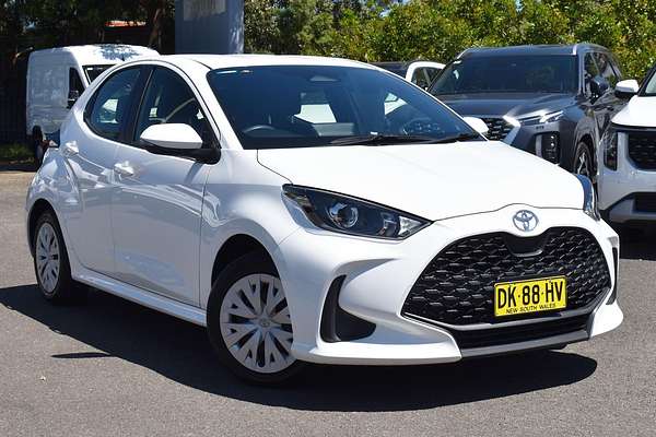 2024 Toyota Yaris Ascent Sport MXPA10R