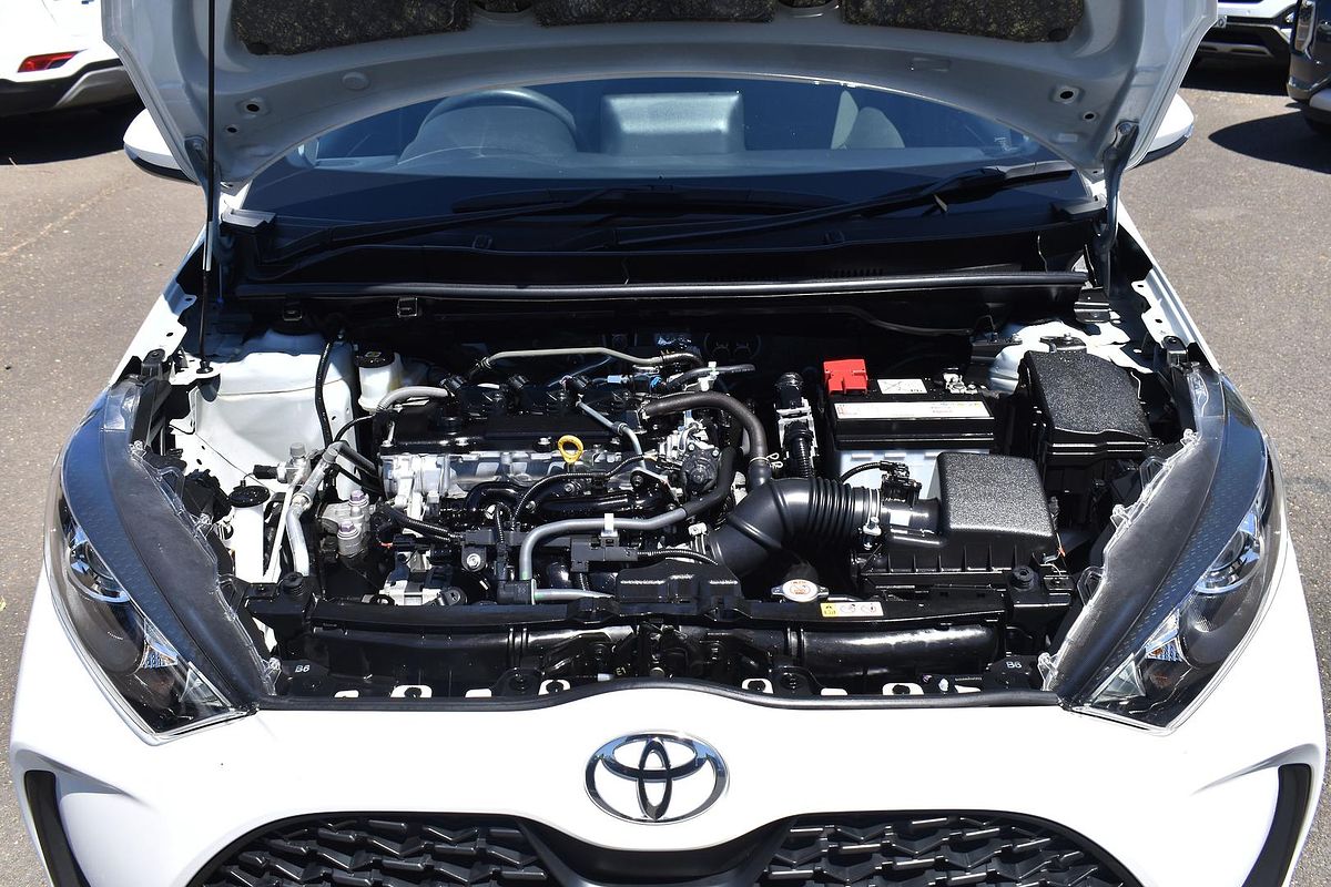 2024 Toyota Yaris Ascent Sport MXPA10R