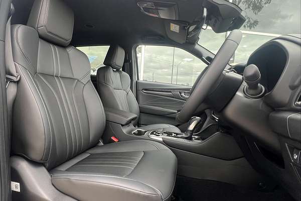 2025 Isuzu MU-X LS-T