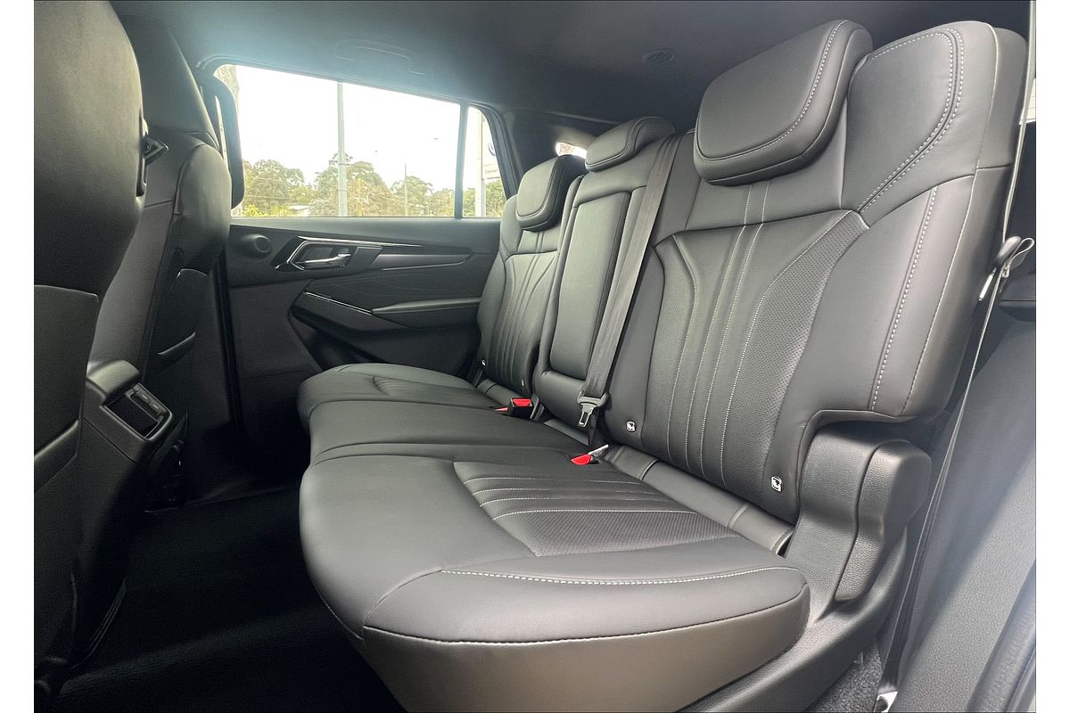 2025 Isuzu MU-X LS-T