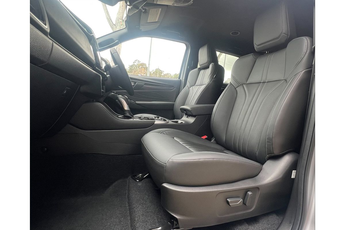 2025 Isuzu MU-X LS-T