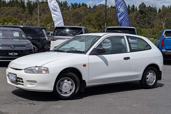 1998 Mitsubishi Mirage CE