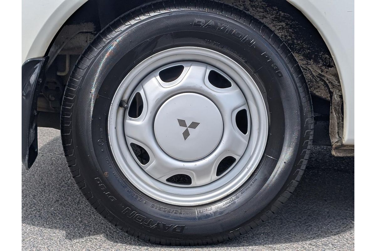 1998 Mitsubishi Mirage CE