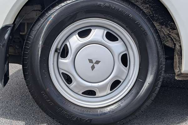 1998 Mitsubishi Mirage CE