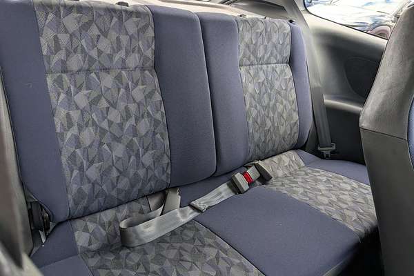 1998 Mitsubishi Mirage CE