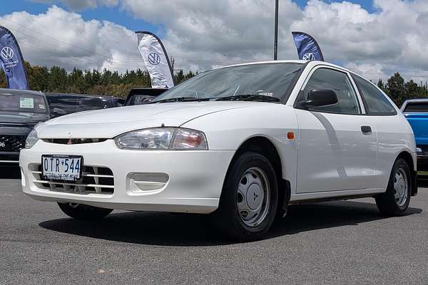 1998 Mitsubishi Mirage CE