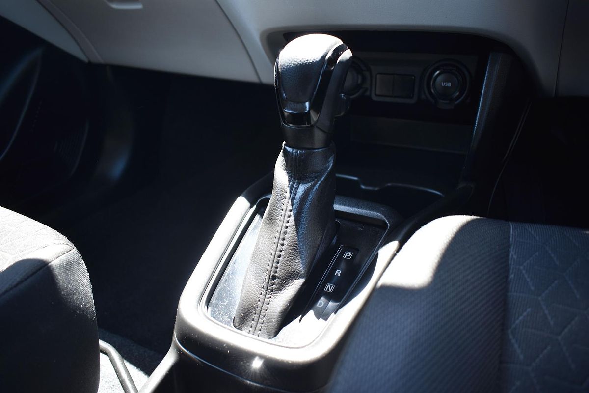 2024 Suzuki Swift Hybrid UZ