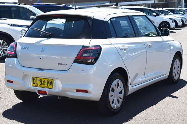 2024 Suzuki Swift Hybrid UZ