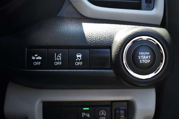 2024 Suzuki Swift Hybrid UZ