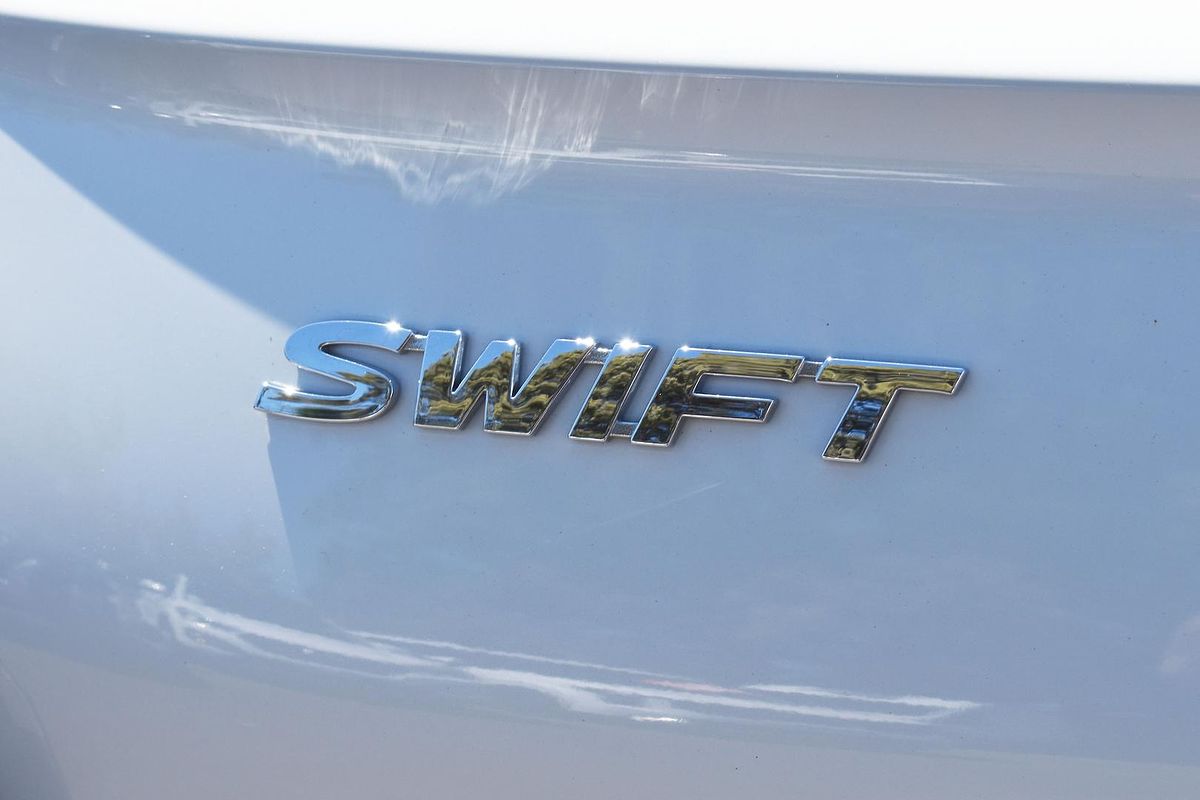 2024 Suzuki Swift Hybrid UZ