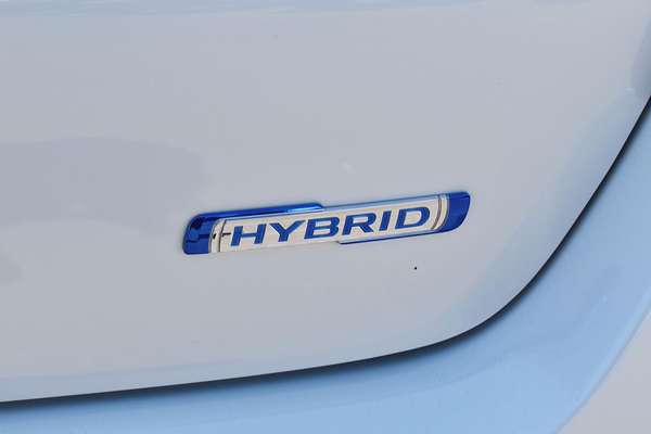2024 Suzuki Swift Hybrid UZ