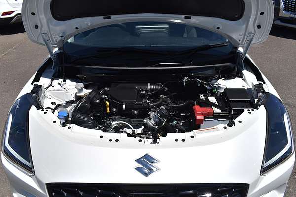 2024 Suzuki Swift Hybrid UZ