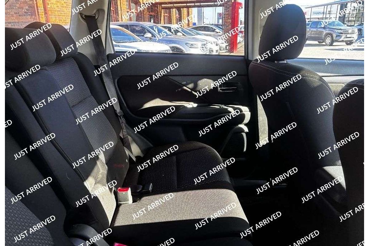 2015 Mitsubishi Outlander LS ZK