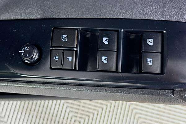 2019 Toyota Camry Ascent ASV70R