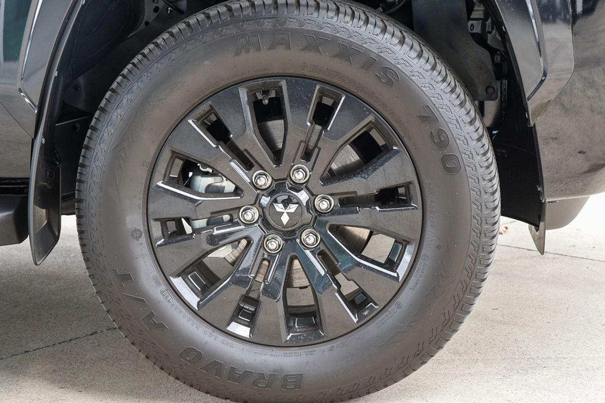 2025 Mitsubishi Triton GSR MV 4X4