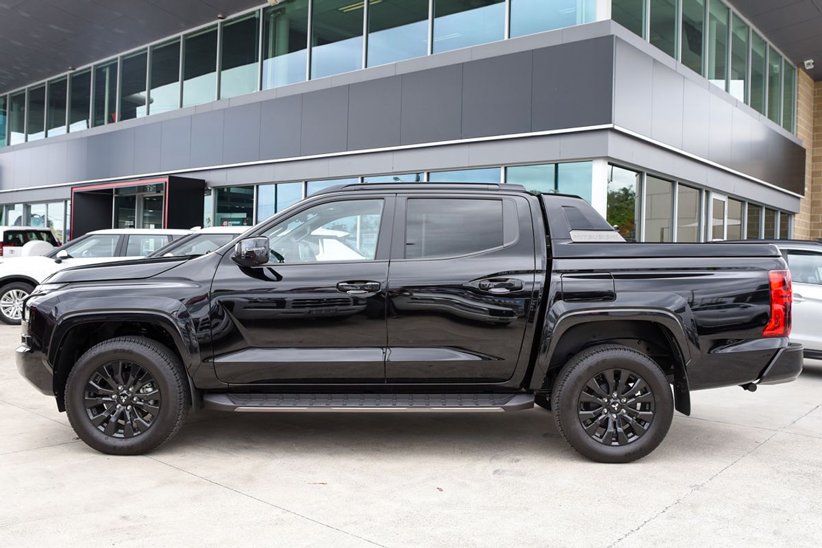 2025 Mitsubishi Triton GSR MV 4X4