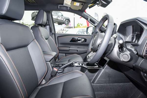 2025 Mitsubishi Triton GSR MV 4X4