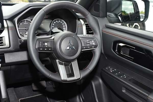 2025 Mitsubishi Triton GSR MV 4X4