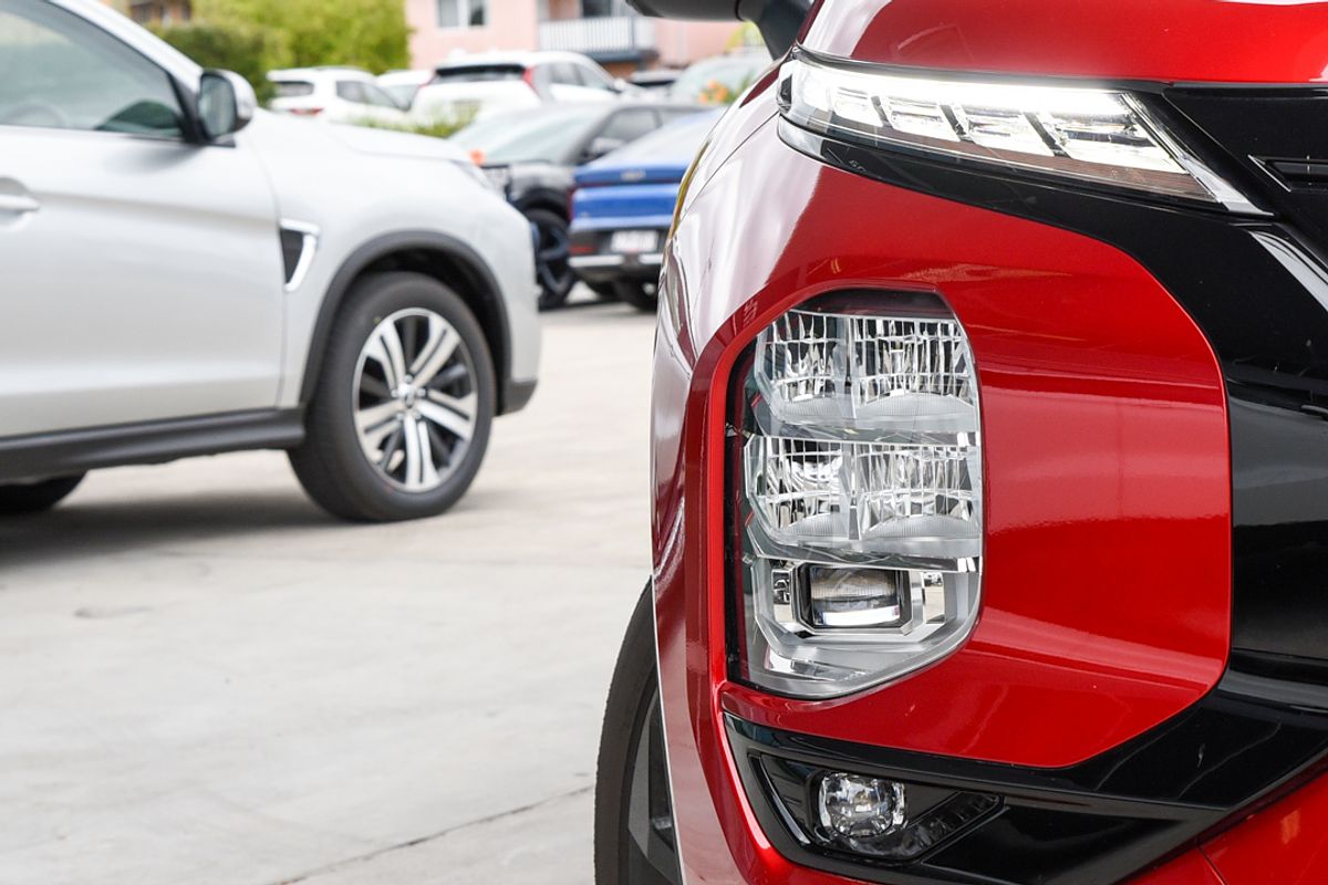 2024 Mitsubishi Outlander PHEV GSR ZM