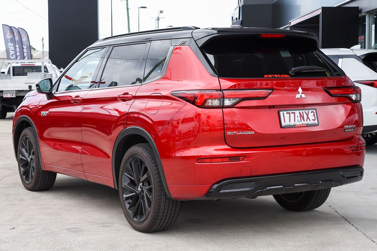2024 Mitsubishi Outlander PHEV GSR ZM