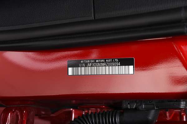 2024 Mitsubishi Outlander PHEV GSR ZM
