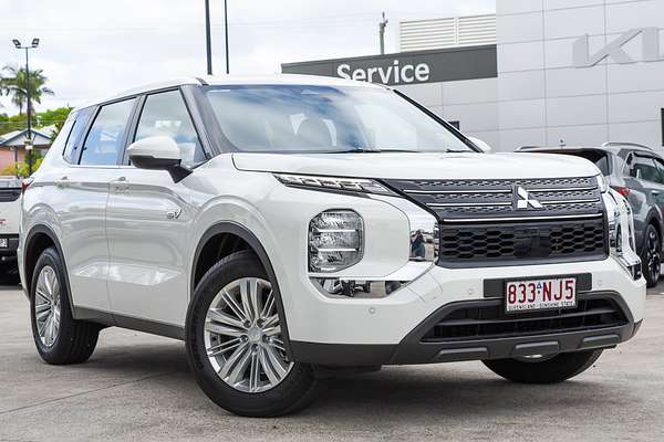 2024 Mitsubishi Outlander PHEV ES ZM