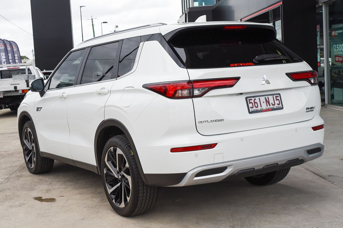 2024 Mitsubishi Outlander PHEV Aspire ZM