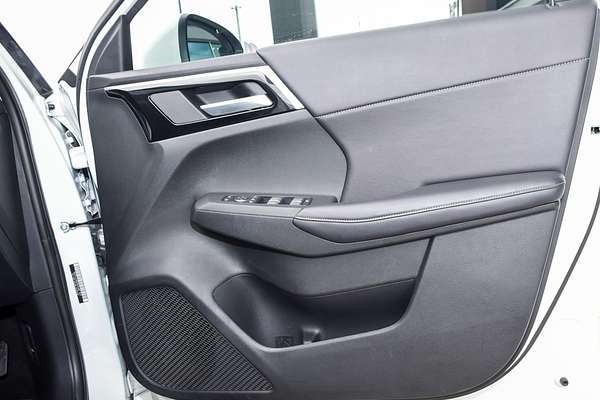 2024 Mitsubishi Outlander PHEV Aspire ZM
