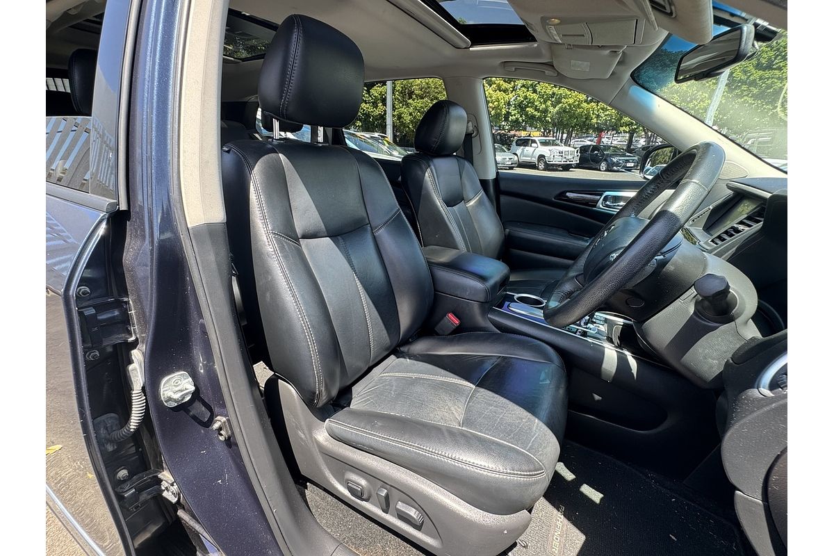 2015 Nissan Pathfinder ST-L R52